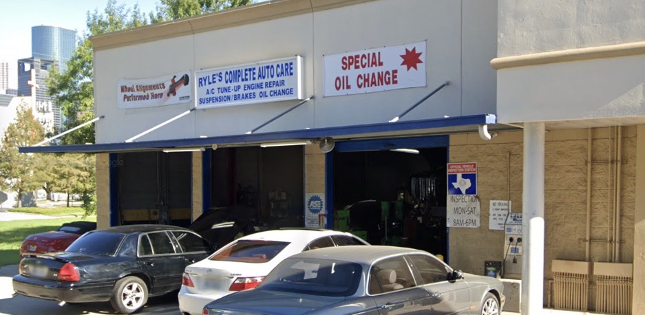 Ryle's Complete Auto Care Store Front